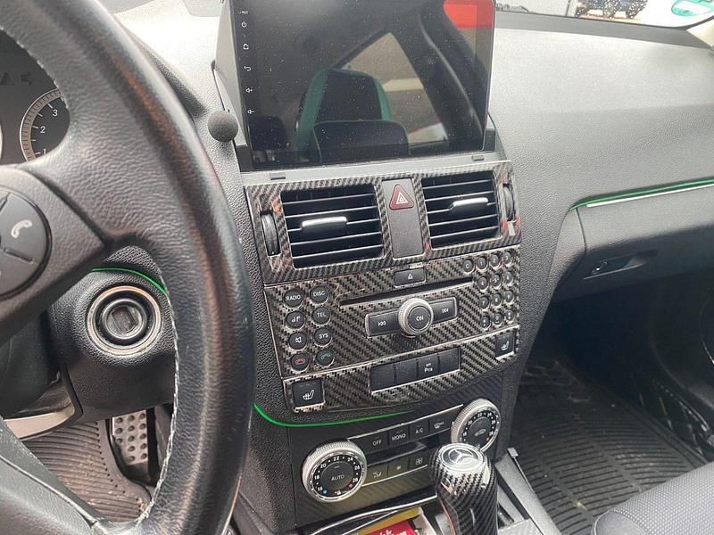 Gebraucht Mercedes C180 156 PS (114 kW) 2010 Grau Kombi