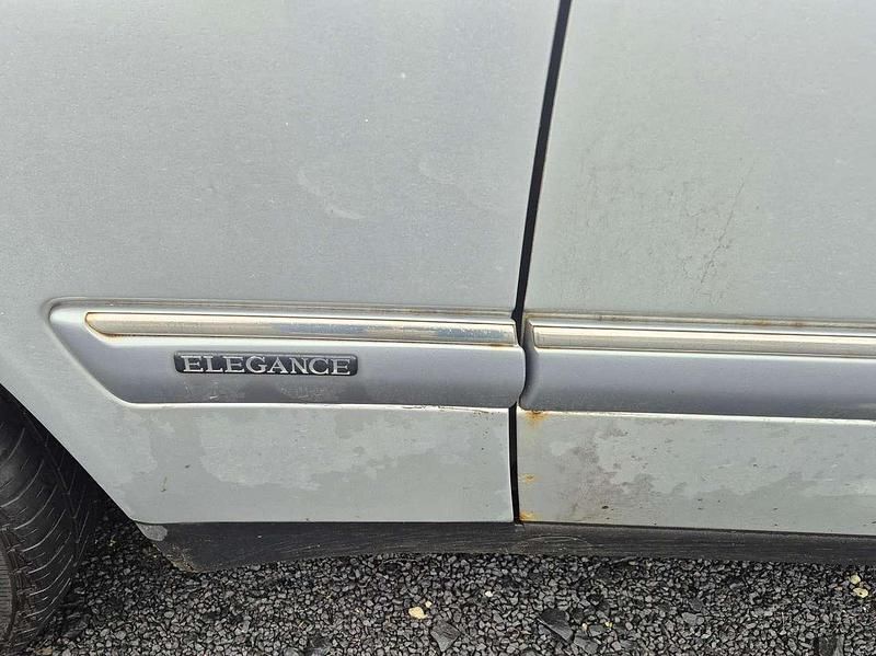 Gebraucht Mercedes E230 Elegance 150 PS (110 kW) 1997 Silber Limousine