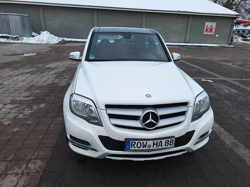 Weiß Gebraucht 2014 Mercedes GLK220 SUV | 12.500 € (Guter Preis) - Bild 1/4