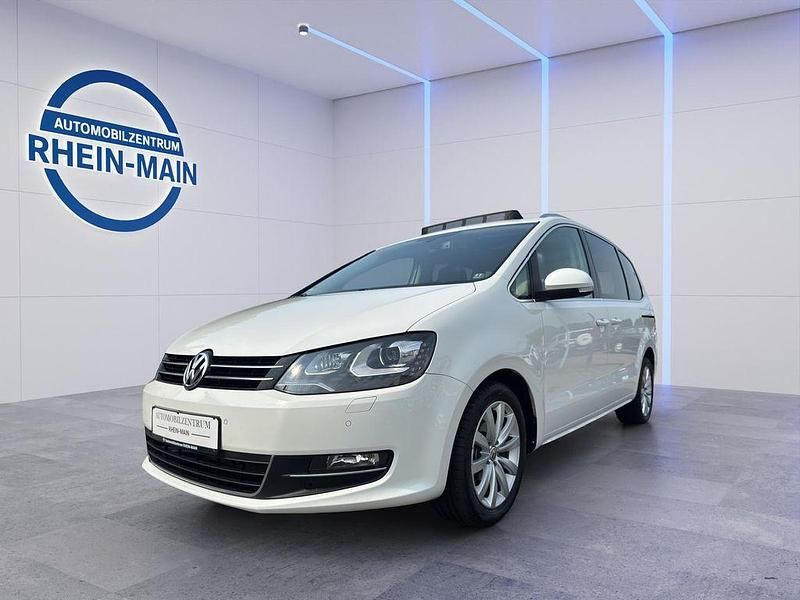 Weiß Gebraucht 2013 VW Sharan Highline Van / Kleinbus | 9.900 € (Fairer Preis) - Bild 1/4