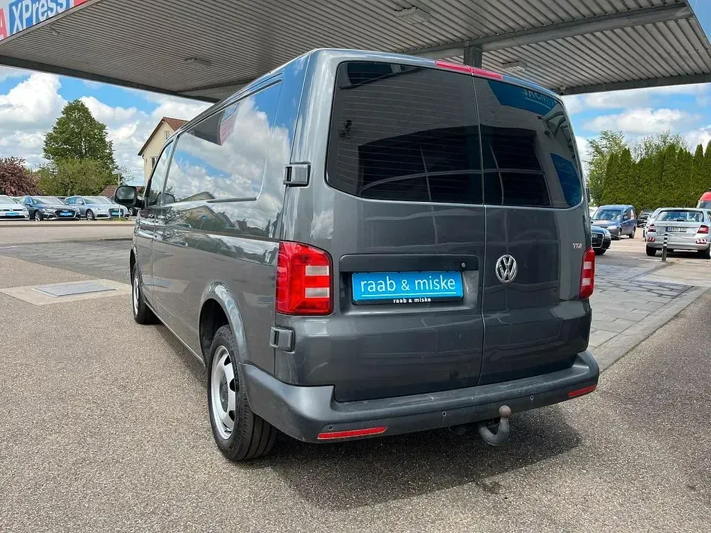 Używany VW Transporter 204 KM (150 kW) 2017 Szary Van