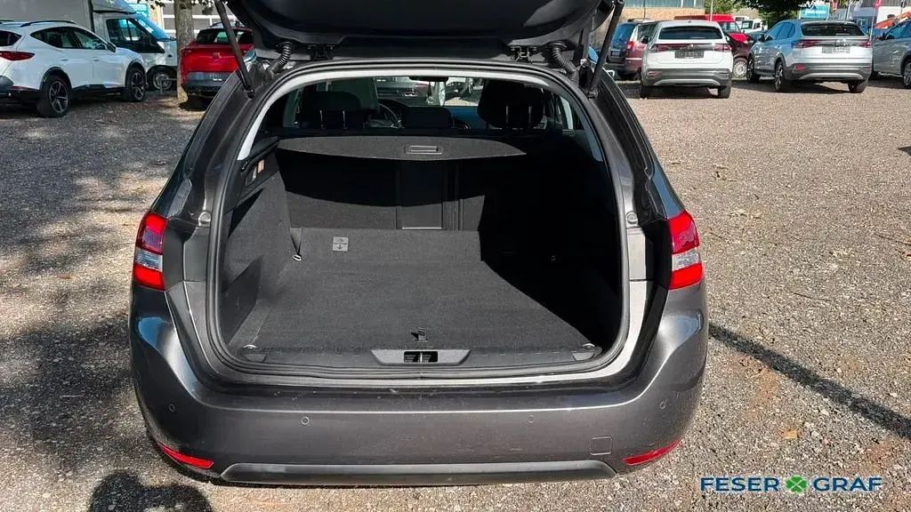 Gebraucht Peugeot 308 131 PS (96 kW) 2018 Grau Limousine
