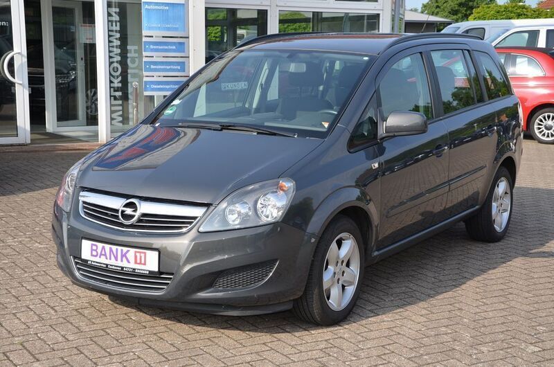 Grau Gebraucht 2012 Opel Zafira Family Van / Kleinbus | 4.490 € (Fairer Preis) - Bild 1/4