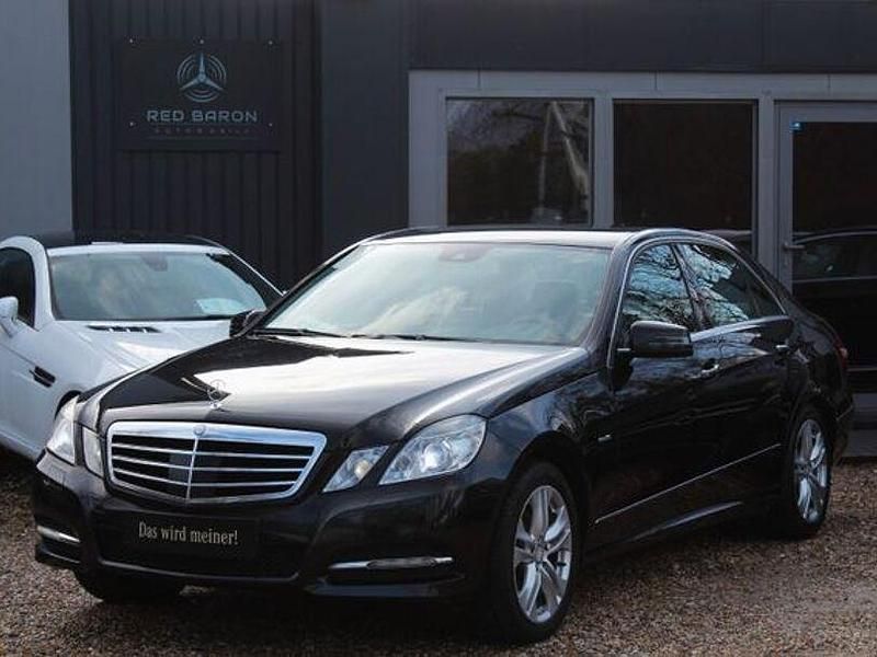 Usata Mercedes E350 265 CV (194 kW) 2010 Nero Berlina