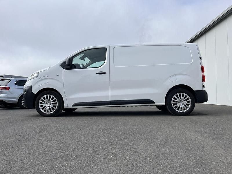 Occasion Opel Vivaro Edition 136 ch (100 kW) 2022 Blanc Monospace