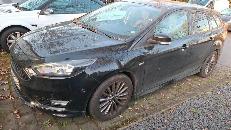 Gebraucht Ford Focus ST 110 PS (80 kW) 2017 Schwarz Kombi