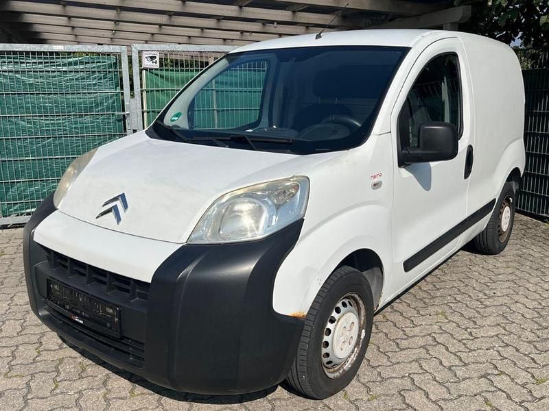 Weiß Gebraucht 2009 Citroën Nemo Van / Kleinbus | 3.700 € (Etwas zu teuer) - Bild 1/4