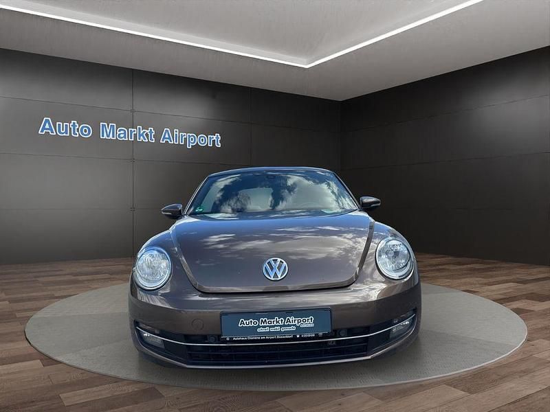 Gebraucht VW Beetle Design 105 PS (77 kW) 2012 Braun Kleinwagen