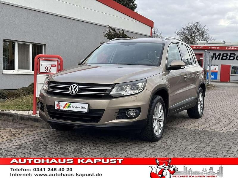 Beige Gebraucht 2011 VW Tiguan Sportline SUV | 8.990 € (Superpreis) - Bild 1/3