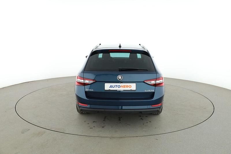 Gebraucht Skoda Superb Style 2018 Blau Kombi