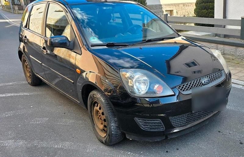 Gebraucht Ford Fiesta 90 PS (66 kW) 2006 Schwarz Kleinwagen
