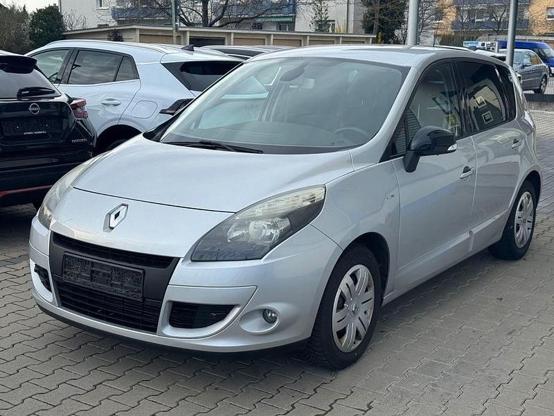 Gebraucht Renault Scénic III Bose Edition 110 PS (80 kW) 2011 Silber Van / Kleinbus