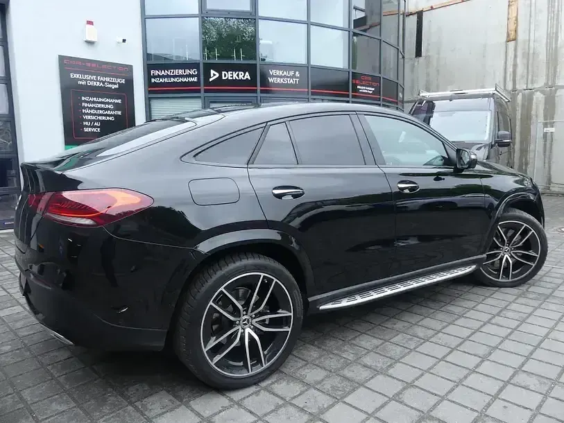 Gebraucht Mercedes GLE400 AMG 330 PS (242 kW) 2023 Obsidianschwarz meta (metallic) SUV