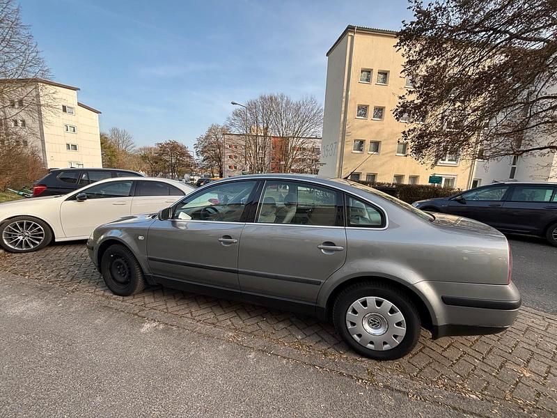 Gebraucht VW Passat 2002 Limousine