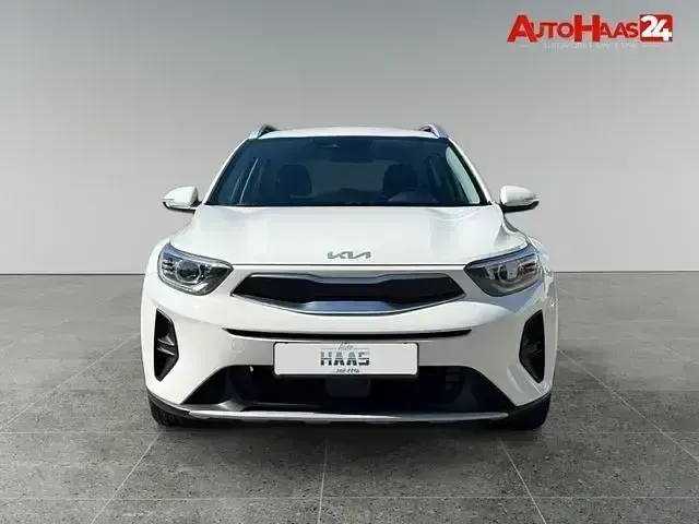 Gebraucht Kia Stonic Vision 84 PS (61 kW) 2022 Weiß SUV