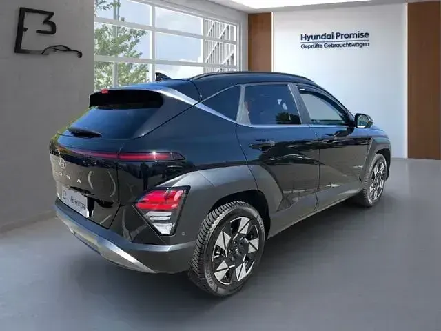 Gebraucht Hyundai Kona Prime 199 PS (146 kW) 2024 Schwarz SUV