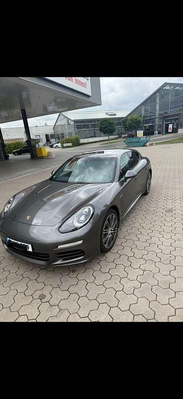 Gebraucht Porsche Panamera 300 PS (220 kW) 2014 Grau Kleinwagen