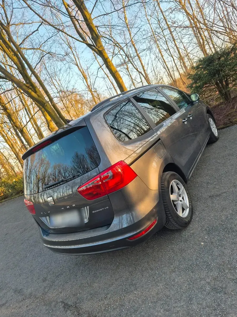 Gebraucht Seat Alhambra 140 PS (102 kW) 2012 Grau Van / Kleinbus