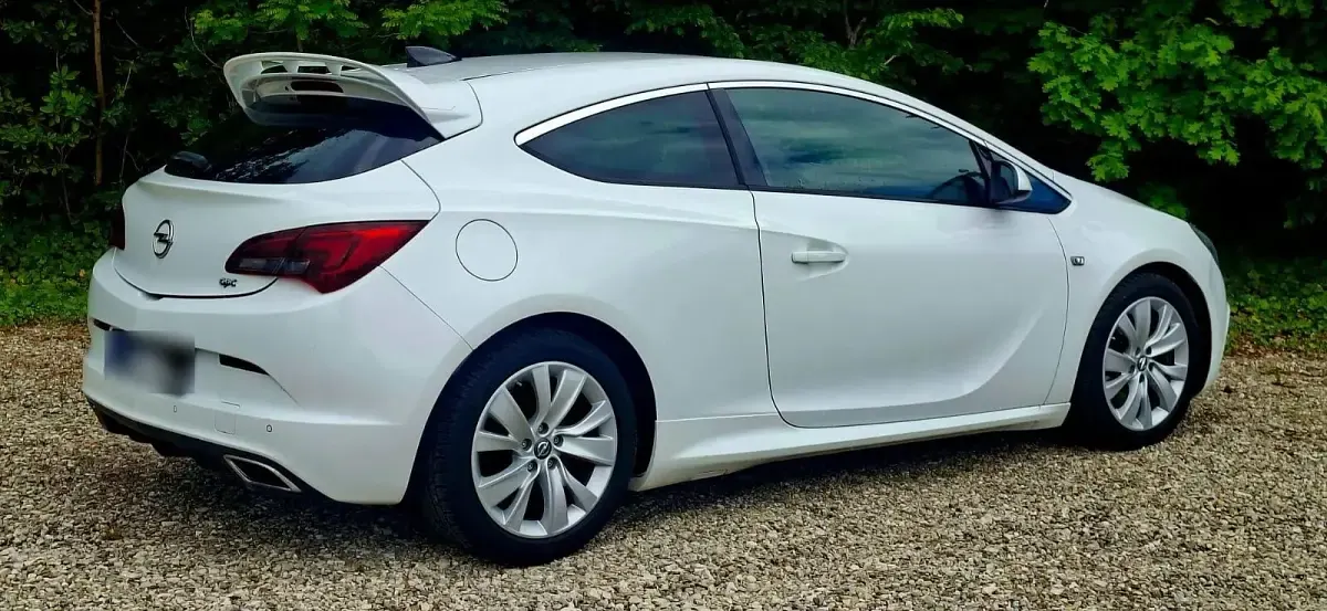 Gebraucht Opel Astra GTC OPC 280 PS (205 kW) 2016 Weiß Coupé