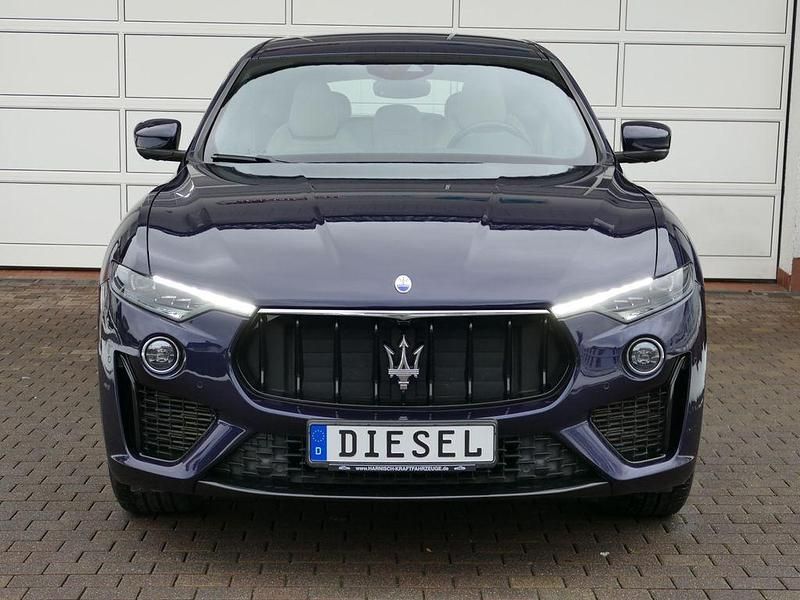 Gebraucht Maserati Levante 275 PS (202 kW) 2021 Blu passione met. SUV