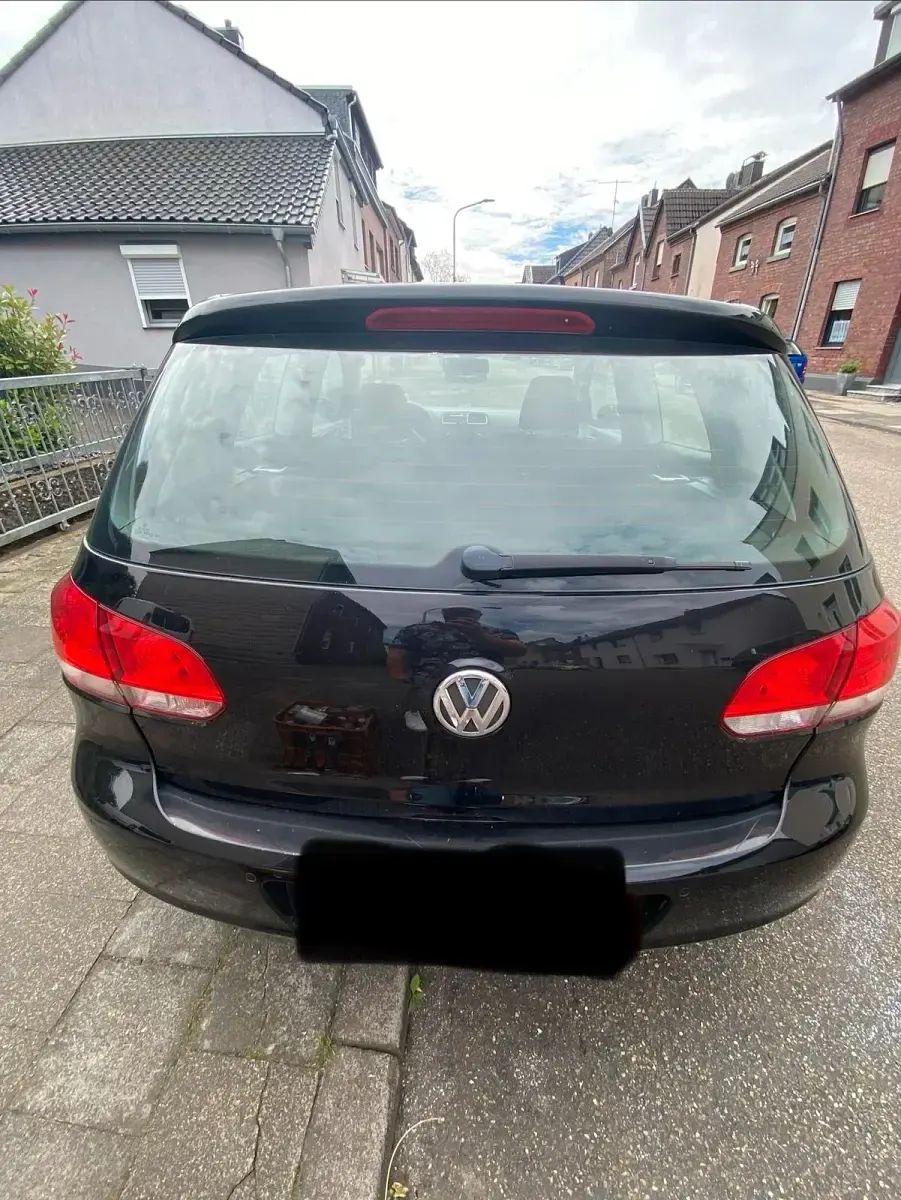 Gebraucht VW Golf VI 122 PS (89 kW) 2010 Schwarz Kleinwagen
