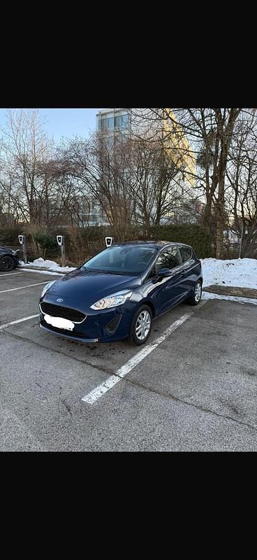 Blau Gebraucht 2019 Ford Fiesta Kleinwagen | 9.200 € (Fairer Preis) - Bild 1/4
