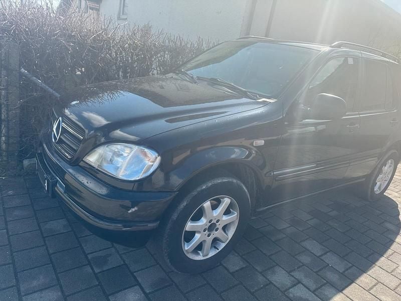 Gebraucht Mercedes ML320 1997 Schwarz SUV