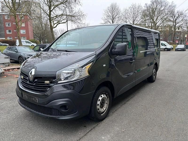 Schwarz Gebraucht 2017 Renault Trafic Komfort Van / Kleinbus | 8.499 € (Superpreis) - Bild 1/4