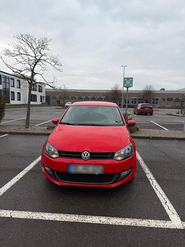Gebraucht VW Polo 69 PS (50 kW) 2013 Rot Kleinwagen