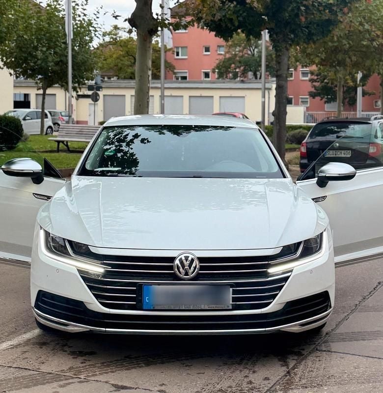 Weiß Gebraucht 2017 VW Arteon Limousine | 18.999 € (Guter Preis) - Bild 1/4