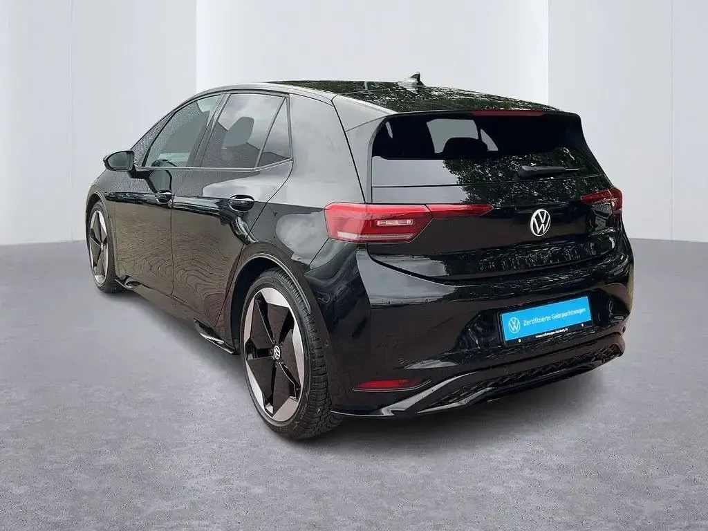 Gebraucht VW ID.3 GTX 239 kW (326 PS) 2025 Grenadillschwarz metallic/schw Kleinwagen