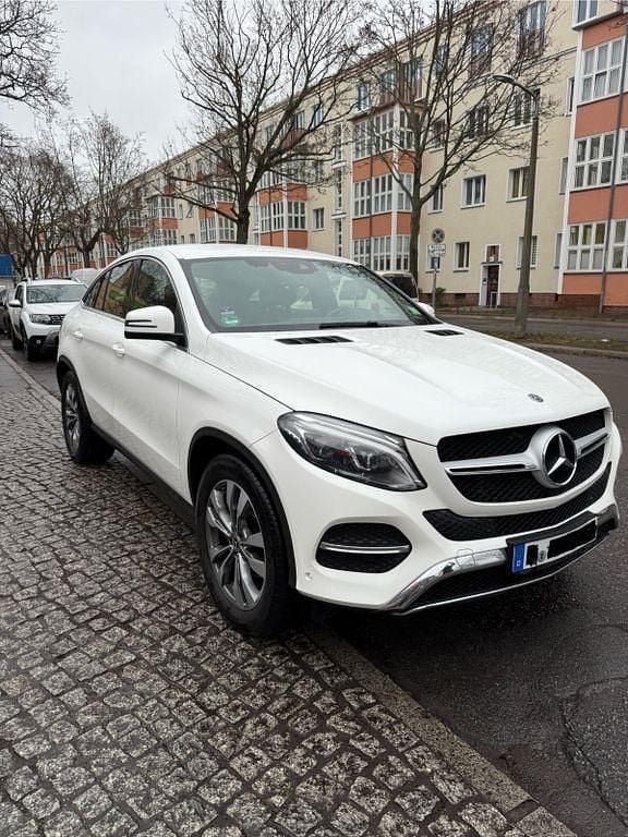 Weiß Gebraucht 2019 Mercedes GLE350 SUV | 47.000 € (Guter Preis) - Bild 1/4