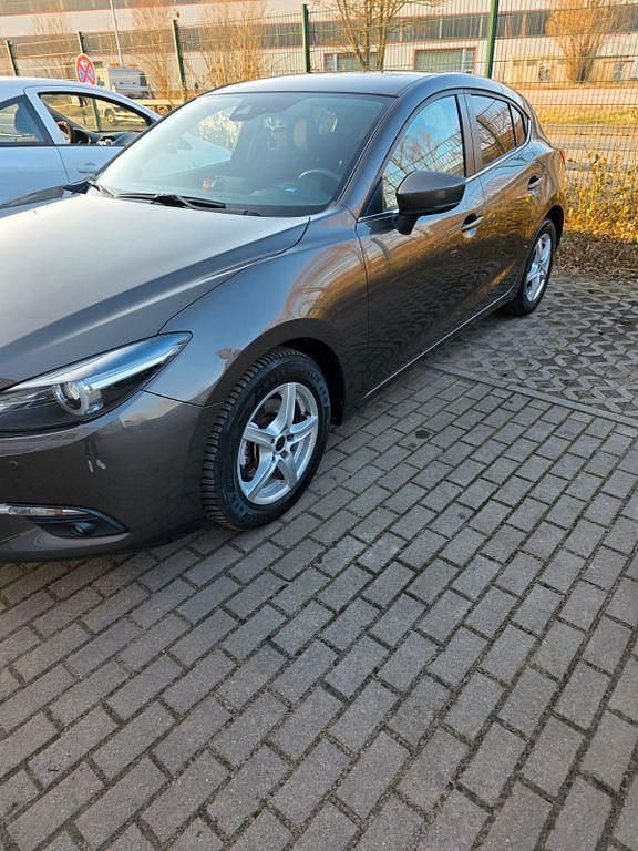 Gebraucht Mazda 3 Exclusive-Line 150 PS (110 kW) 2017 Braun Limousine