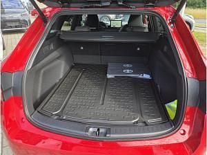 Gebraucht Toyota Corolla Team 140 PS (102 kW) 2023 Silber (cosmicsilber) Kombi