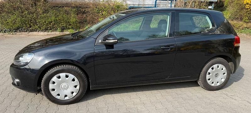 Second-hand VW Golf VI Comfortline 122 CP (89 kW) 2010 Negru Hatchback