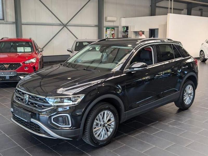 Schwarz Gebraucht 2024 VW T-Roc Life SUV | 21.900 € (Guter Preis) - Bild 1/4