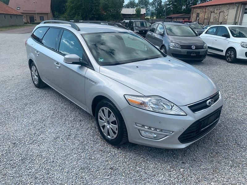 Silber Gebraucht 2011 Ford Mondeo Trend Kombi | 4.500 € (Guter Preis) - Bild 1/4