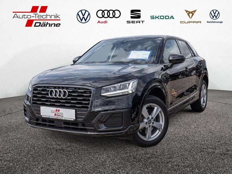 Schwarz / brillantschwarz Gebraucht 2017 Audi Q2 Sport SUV | 21.990 € (Etwas zu teuer) - Bild 1/4