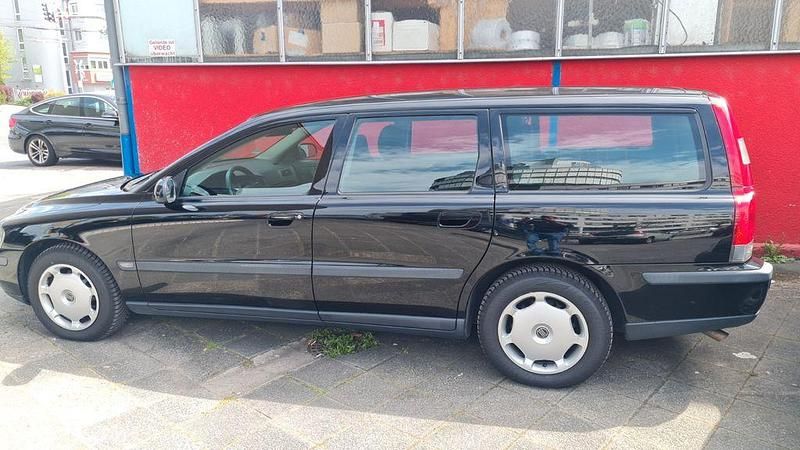 Gebraucht Volvo V70 140 PS (102 kW) 2001 Schwarz Kombi