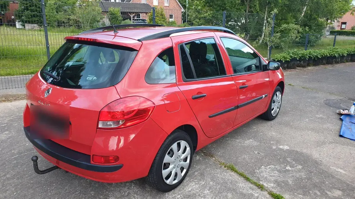 Gebraucht Renault Clio 75 PS (55 kW) 2008 Rot Kombi