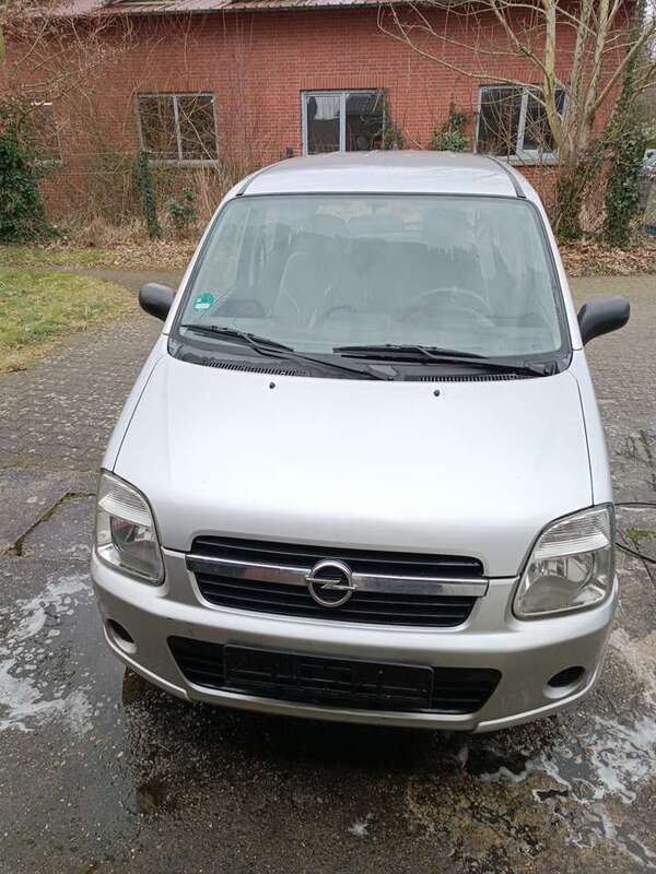 Grau Gebraucht 2005 Opel Agila Basis Kleinwagen | 600 € (Superpreis) - Bild 1/4