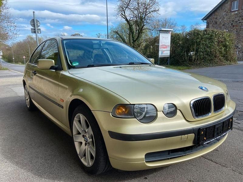 Gebraucht BMW 318 143 PS (105 kW) 2003 Gold Coupé