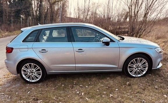 Gebraucht Audi A3 Design 150 PS (110 kW) 2017 Silber Limousine