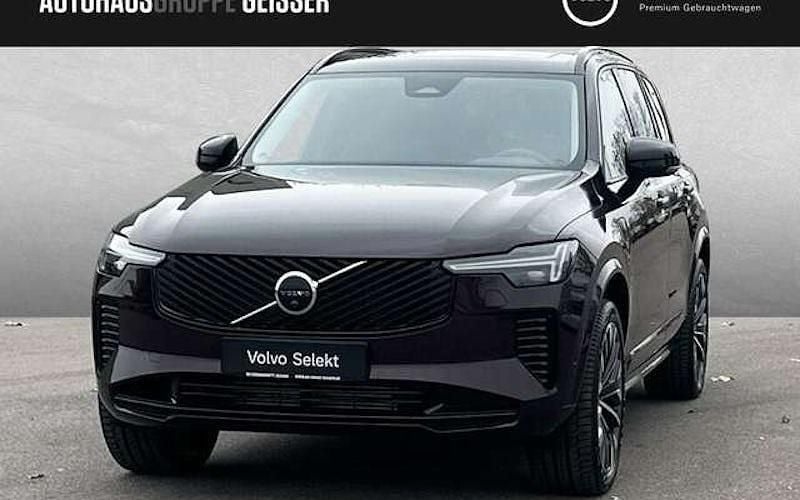Rot Gebraucht 2025 Volvo XC90 Plus SUV | 68.250 € (Guter Preis) - Bild 1/4