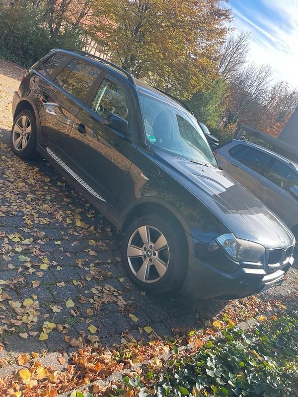 Schwarz Gebraucht 2005 BMW X3 SUV | 3.000 € (Superpreis) - Bild 1/4