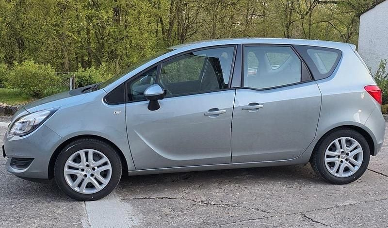 Second-hand Opel Meriva 101 CP (74 kW) 2014 Gri Monovolum