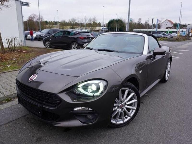 Andere Gebraucht 2017 Fiat 124 Spider Cabrio | 16.900 € (Fairer Preis) - Bild 1/4
