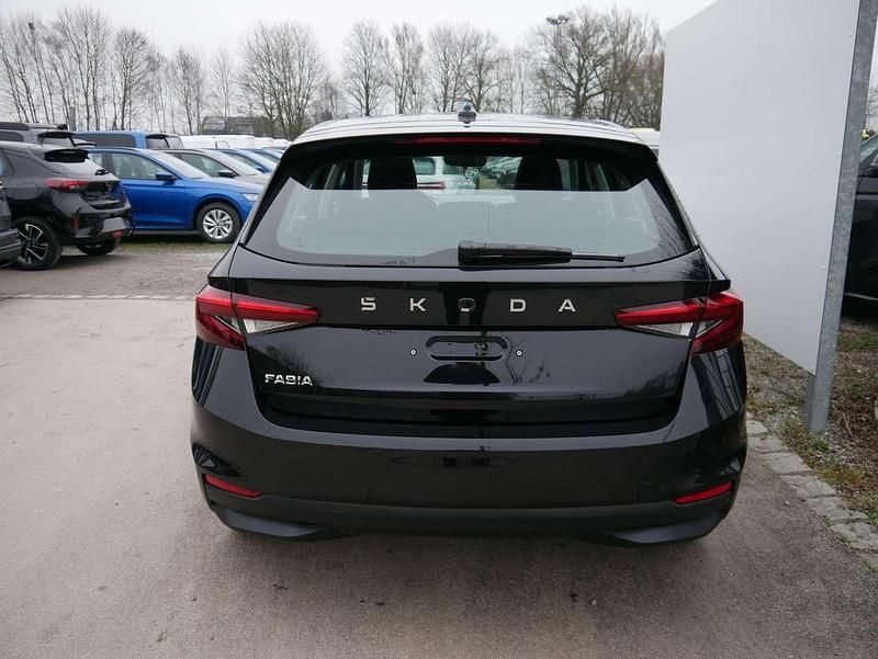 Neu Skoda Fabia Selection 95 PS (69 kW) 2026 Blackmagic perleffekt Kleinwagen