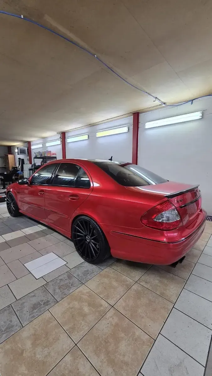 Gebraucht Mercedes E63 AMG AMG 514 PS (378 kW) 2007 Silber Limousine