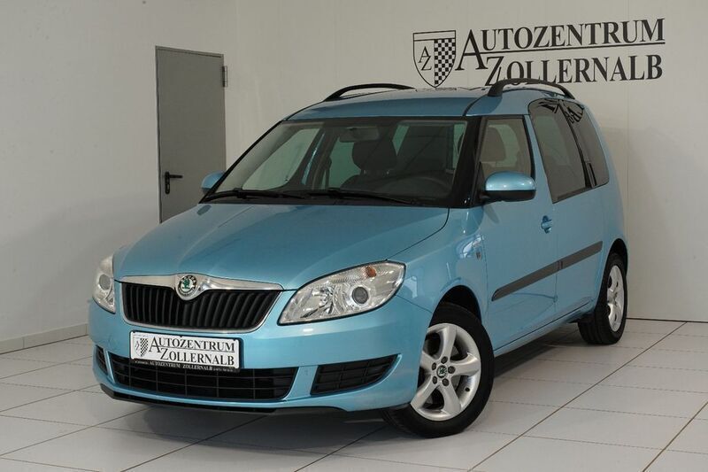 Blau Gebraucht 2012 Skoda Roomster Family Kombi | 5.490 € (Fairer Preis) - Bild 1/4